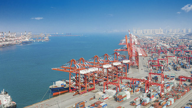 Porti Qingdao i Kinës Lindore/ CFP