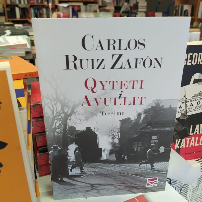 Qyteti i avullit Foto nga Shtepiaelibrit.com