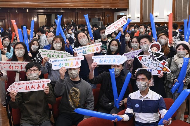 Studentët në Hong Kong(VCG)