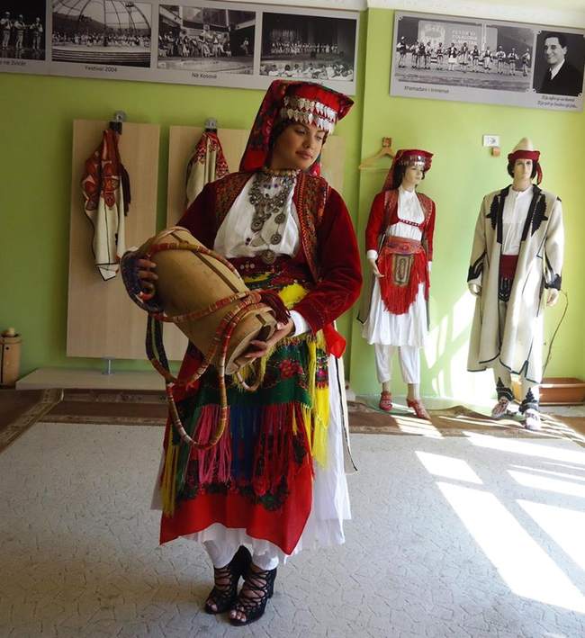 Veshje mirditore - albest.al