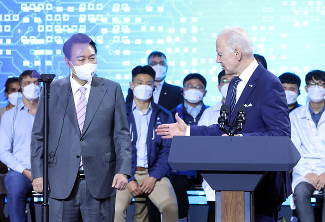 Biden me homologun jugkorean Yoon Suk-yeol(Foto:VCG)