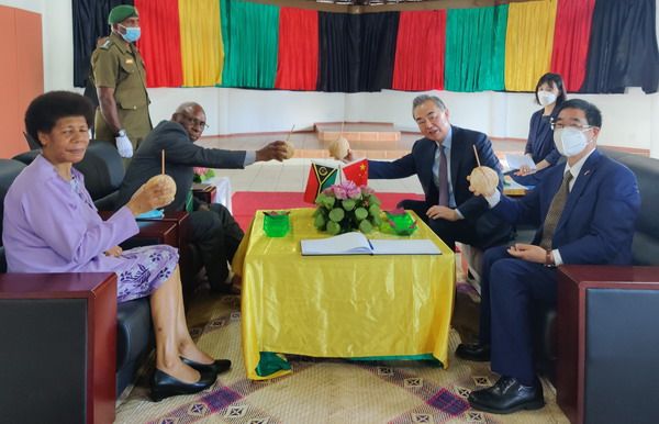 [Foto nga ministria e Jashtme e Kinës]