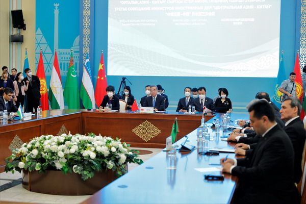 Mbledhja e 3-të e Ministrave të Jashtëm Kinë+Azi Qendrore (C+C5),8 qershor, Nur-Sultan, Kazakistan(Ministria e Punëve të Jashtme e Kinës)