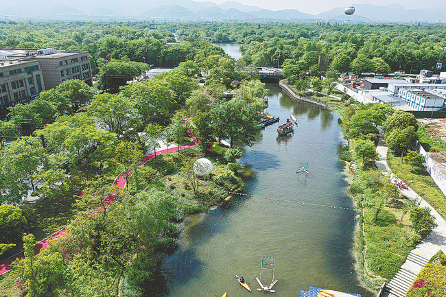 Park Asijských her v Hangzhou je navržen pro soutěže mnoha sportů během nadcházejících Asijských her. [Fotografie: Long Wei a Li Zhong pro deník China Daily]