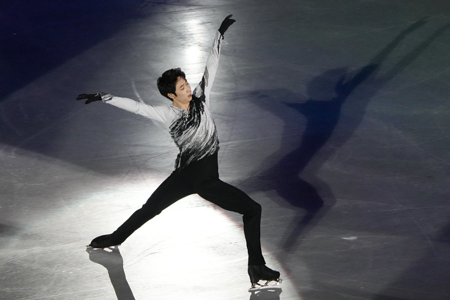 Eiskunstläufer Jin Boyang bei den Olympischen Winterspielen 2022 in Beijing