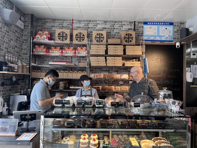 Un britanic dorește ca tot mai mulți chinezi să poată gusta pâinea englezească autentică