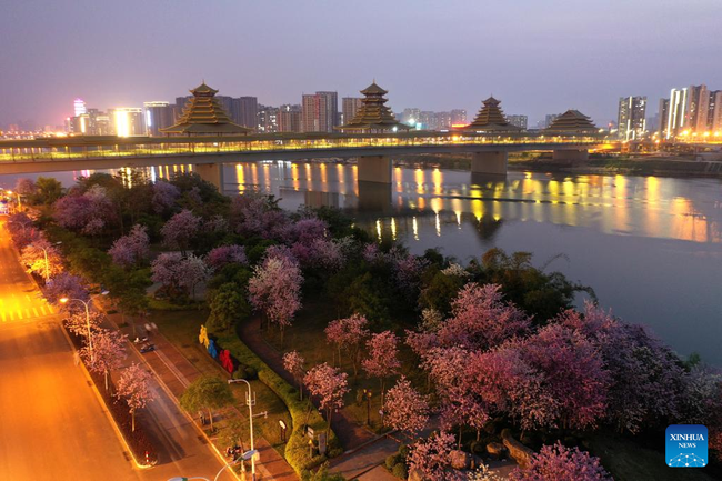 Noćni pogled na Liudžou