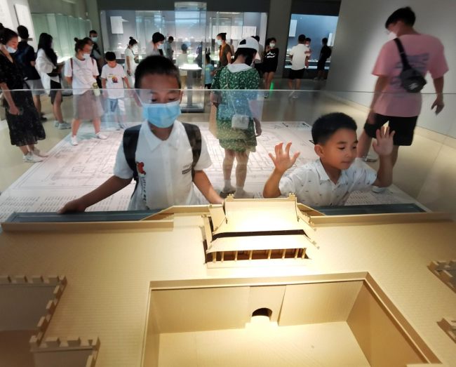 Nanđing: Muzej postaje letovalište za decu